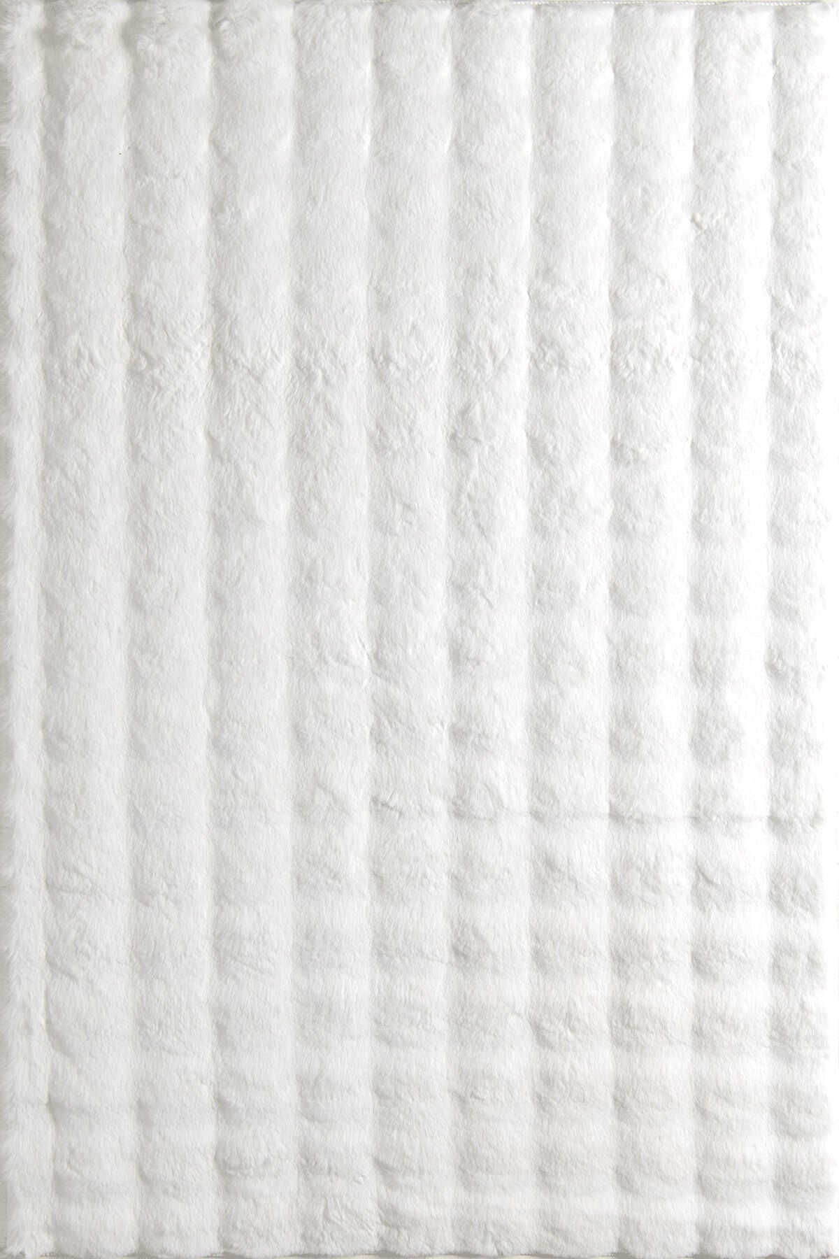 Nice 9301 Beyaz - Yumuşacık Dokusu ve Sade Şıklığıyla Modern Halı